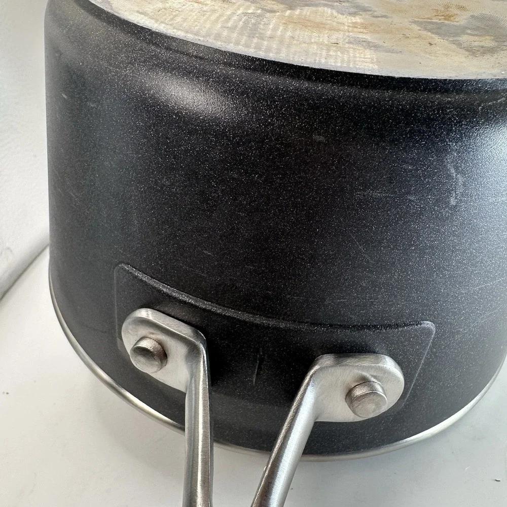 ScanPan Professional Nonstick Saucepan with‎ Lid 2 QT GC Ceramic Titanium Demark